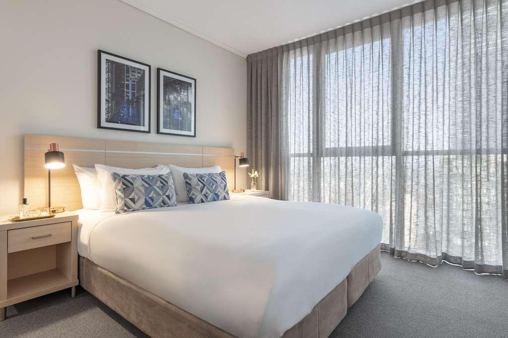 Oaks Brisbane On Charlotte Suites Стая снимка